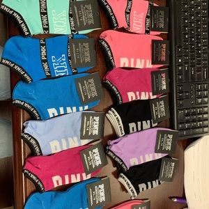 15 PAIR VS PINK SOCKS NWT